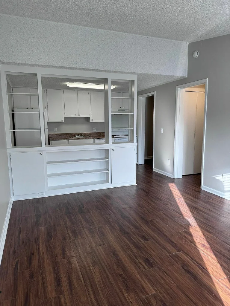 oakwood-village 3